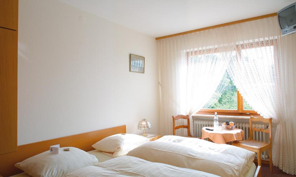 Pension Auf Der Olk Mit Roepertsmuehle Veldenz Rom bilde